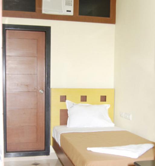 Hôtel Balaji Grand à Kākināda Chambre photo