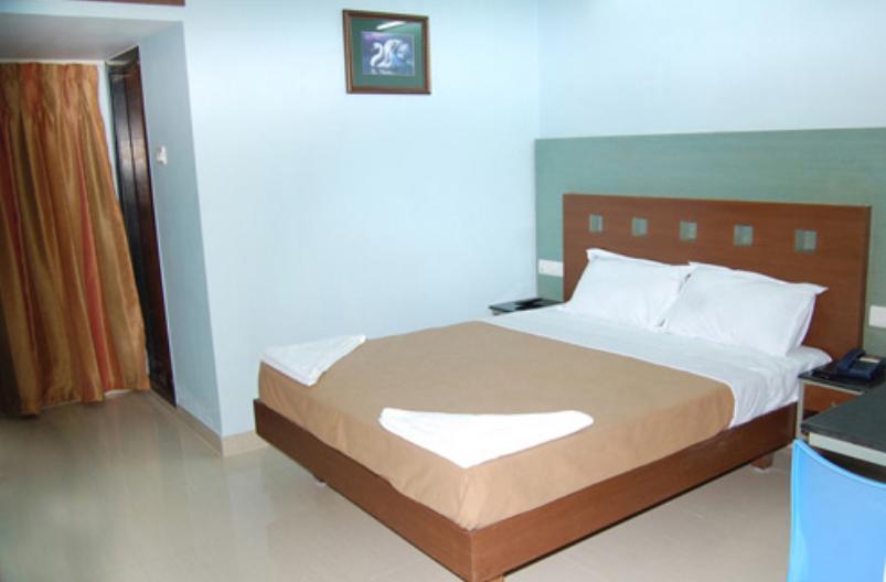Hôtel Balaji Grand à Kākināda Chambre photo